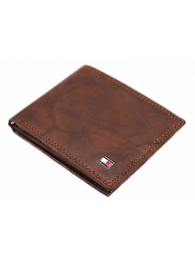 Tommy Hilfiger- Men's RFID Leather Traveler Wallet/ Tan 